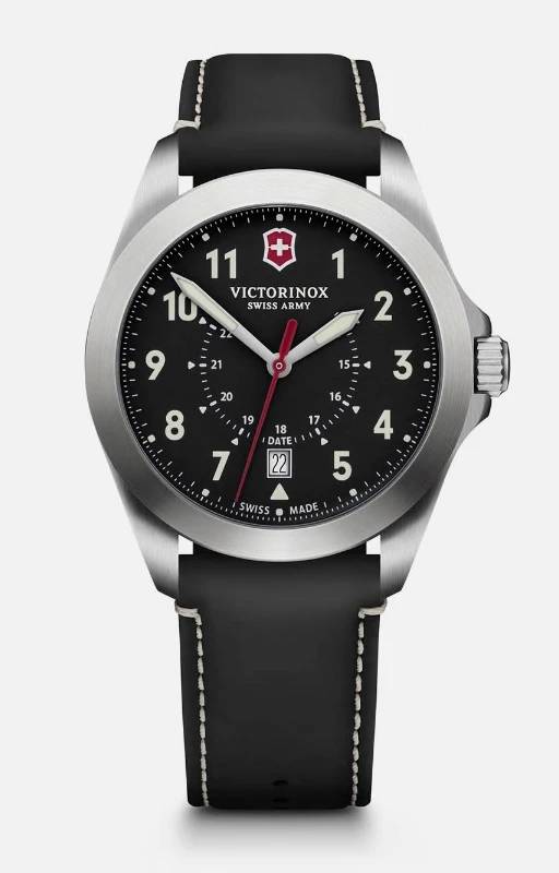 Reloj Victorinox Heritage Quartz Black Dial Leather Strap de Victorinox